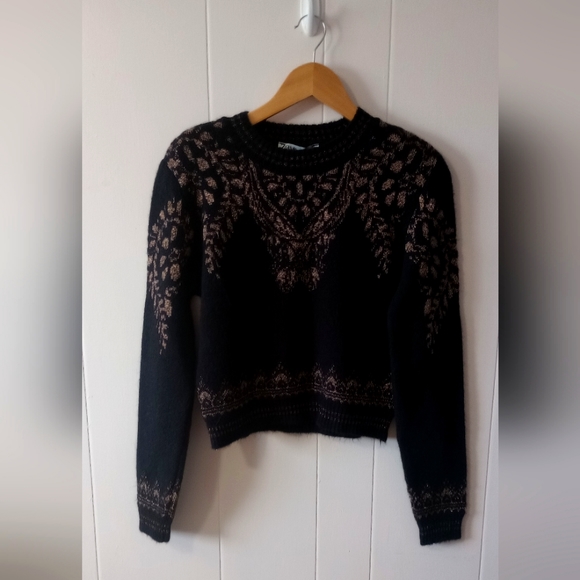 Zara Sweaters - Zara Sweater NWT